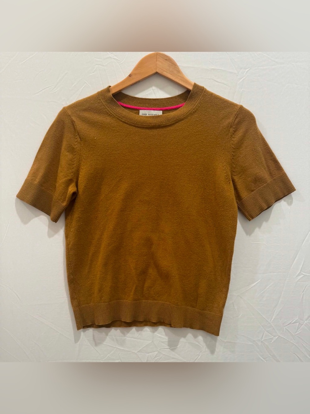 Free Assembly Women's Short-Sleeve Crewneck Sweater Top Brown M